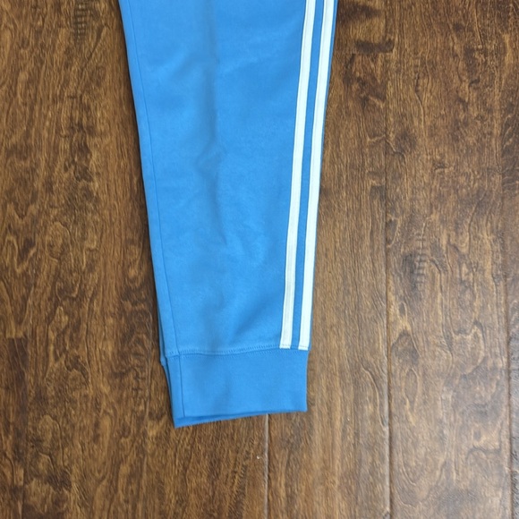Adidas Multi Sport Joggers Size L - Picture 4 of 17